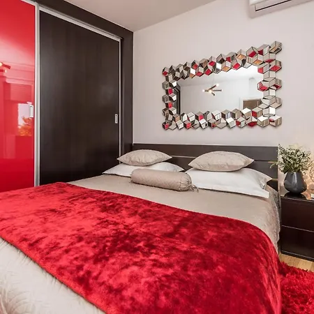 Marina Yacht Apartment Zadar