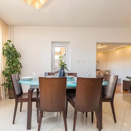 Marina Yacht Apartamento *