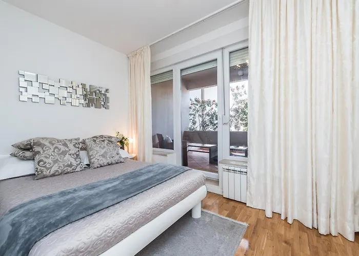 Marina Yacht Appartement *