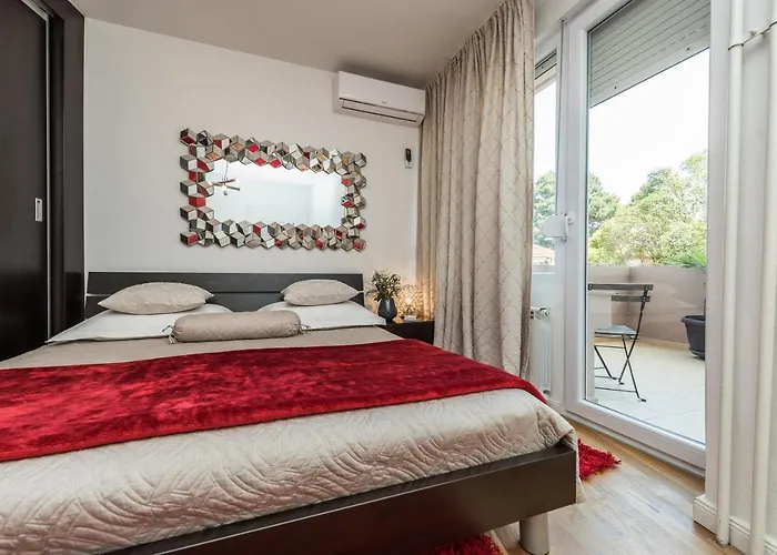 Marina Yacht Appartement Zadar